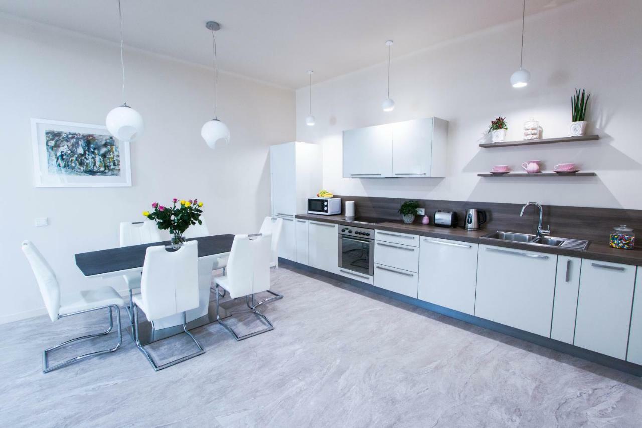Luksusowy Apartament Swietego Jana Na Rynku Krakau Buitenkant foto