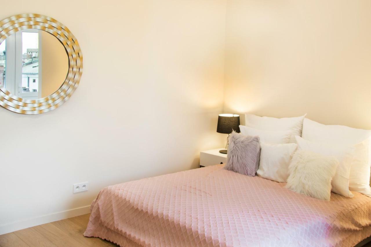 Luksusowy Apartament Swietego Jana Na Rynku Krakau Buitenkant foto