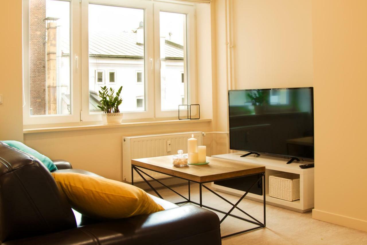 Luksusowy Apartament Swietego Jana Na Rynku Krakau Buitenkant foto